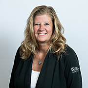 Headshot of Lisa Holmes